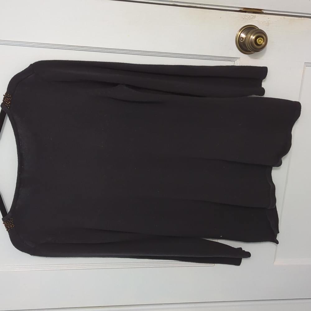 Taylors Marcs Sz XL Black Keyhole Top with Gold Bead Accents - Picture 4 of 4